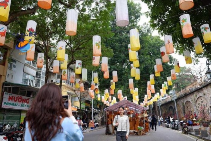 フンフン壁画通り 「Phung Hung通り観光」ハノイの活気あるアートスペースを探索・ハノイで自分で観光スポット